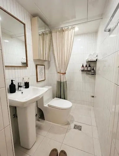 Mapo 1f, Modern Hinoki-wood Hanok 2rm , 3bed 아파트 서울특별시