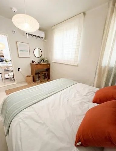 Mapo 1f, Modern Hinoki-wood Hanok 2rm , 3bed * 서울특별시