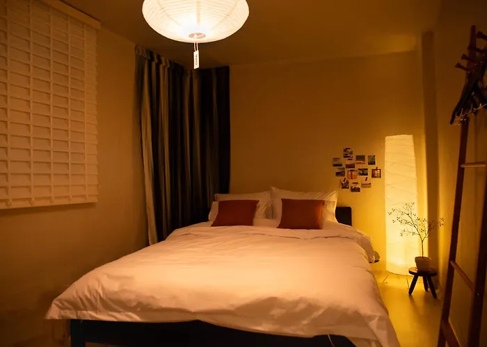 아파트 Mapo 1f, Modern Hinoki-wood Hanok 2rm , 3bed *