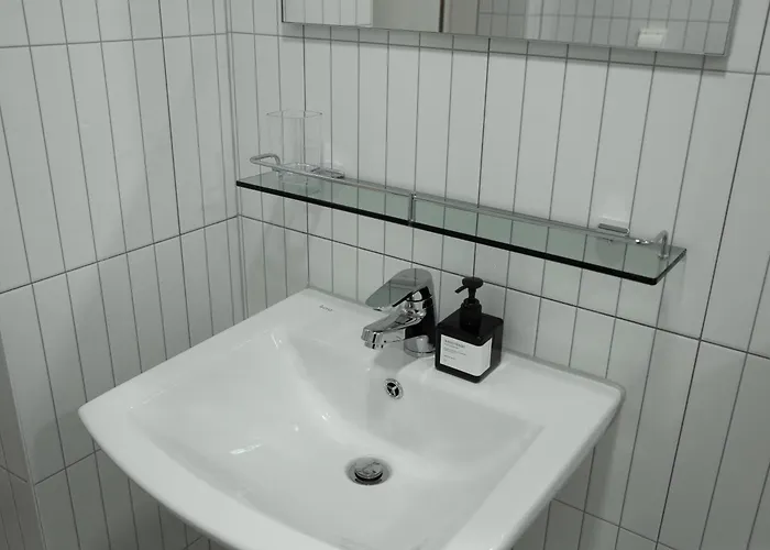 Mapo 1f, Modern Hinoki-wood Hanok 2rm , 3bed 아파트 *