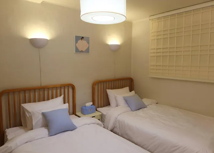 아파트 Mapo 1f, Modern Hinoki-wood Hanok 2rm , 3bed *